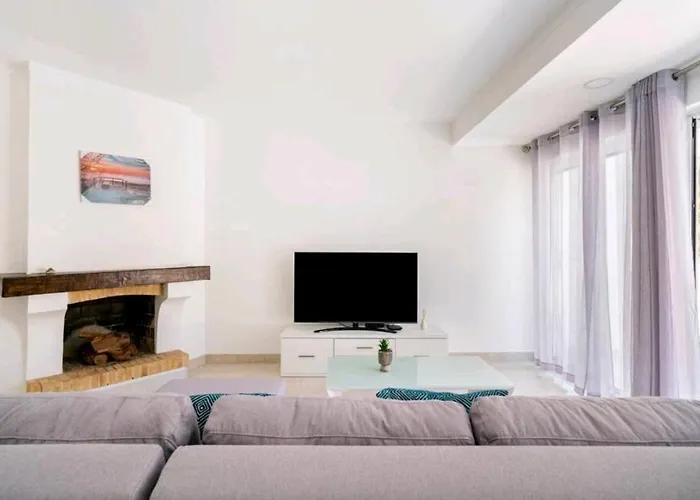 Marina Holiday House
